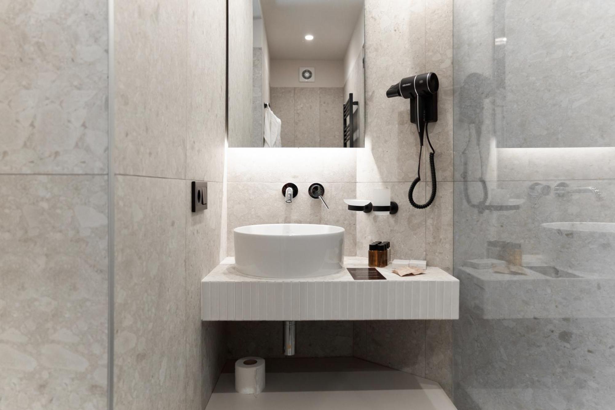 Hotel Laudon Użhorod Pokój zdjęcie
