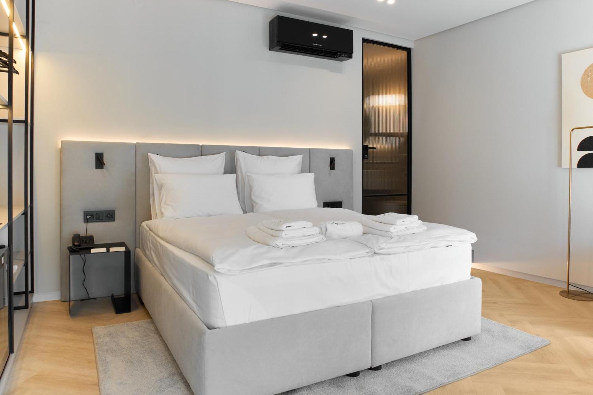 Hotel Laudon Użhorod Pokój zdjęcie