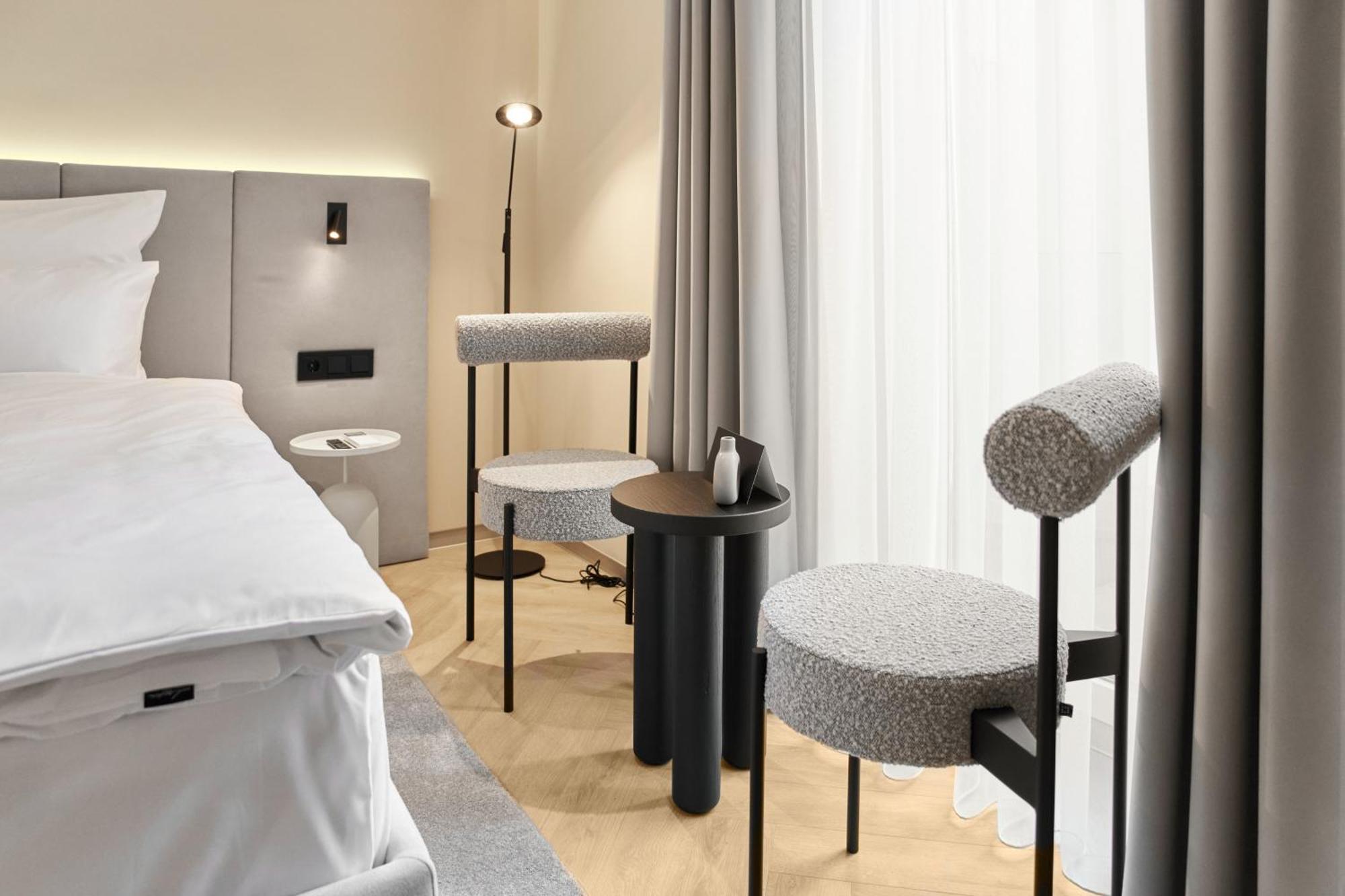 Hotel Laudon Użhorod Zewnętrze zdjęcie