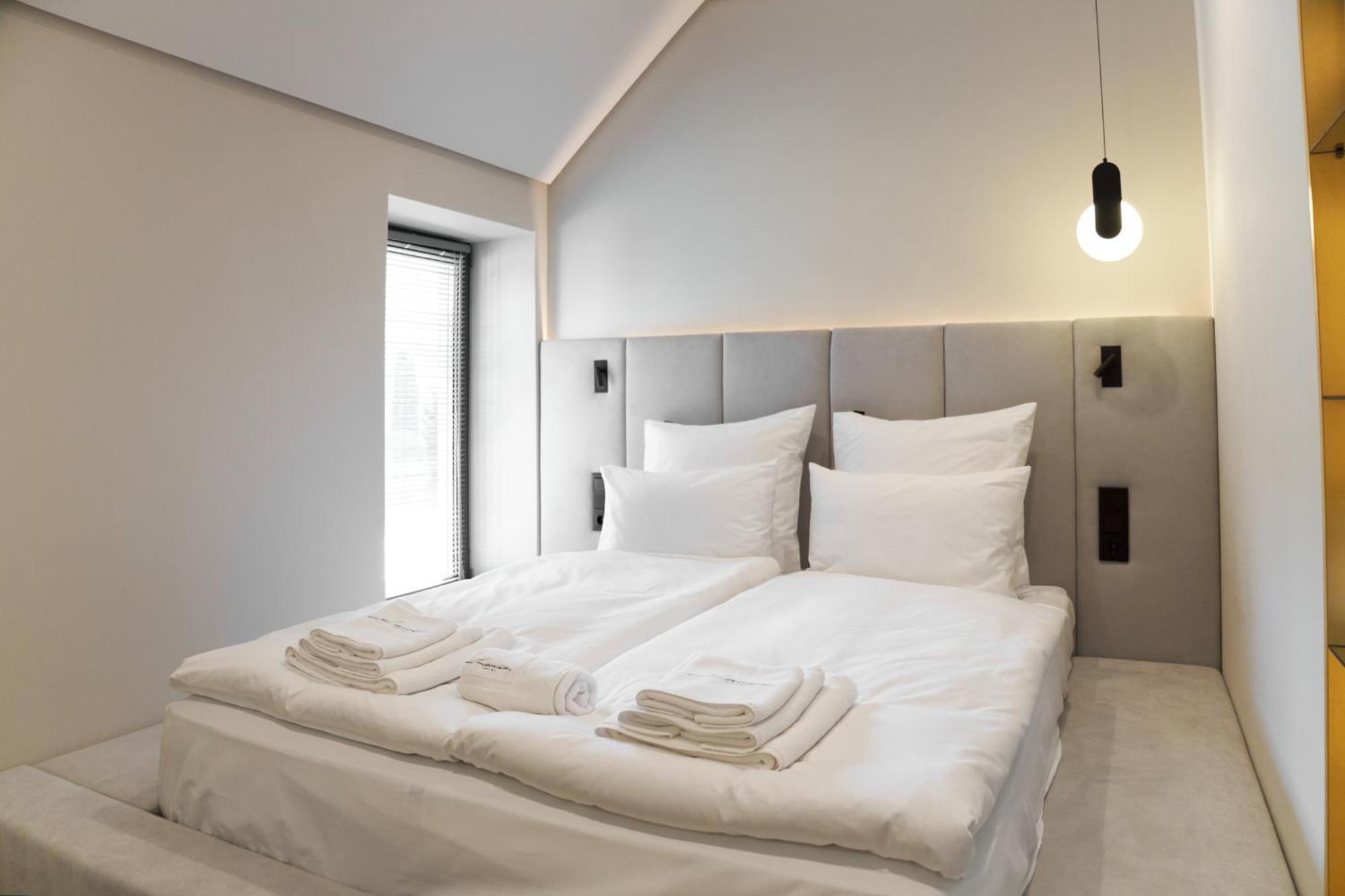 Hotel Laudon Użhorod Zewnętrze zdjęcie